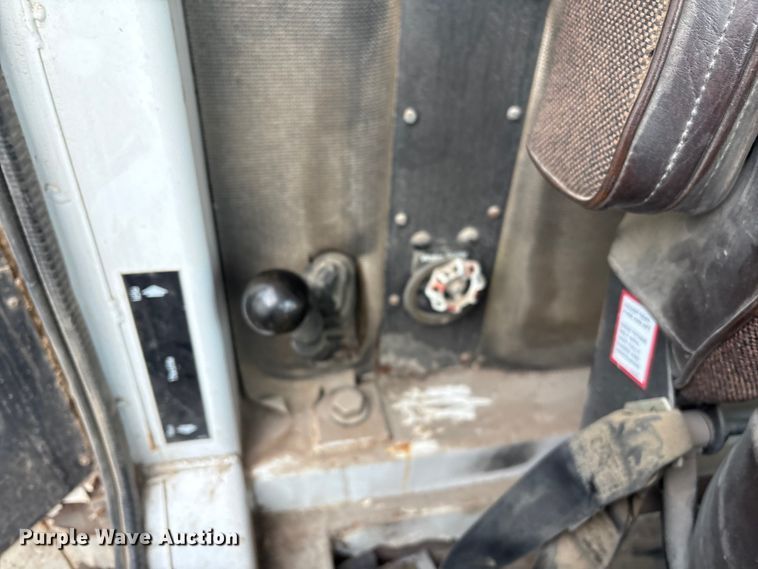 image for item ET4076 1995 Johnston V3000 SP sweeper