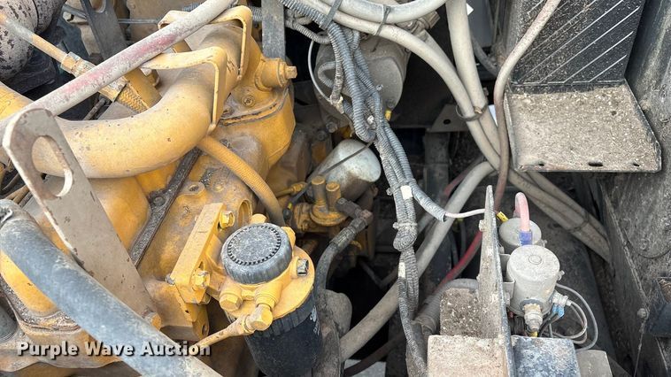 image for item ET4076 1995 Johnston V3000 SP sweeper