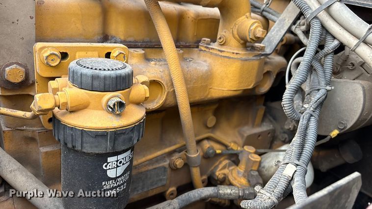 image for item ET4076 1995 Johnston V3000 SP sweeper