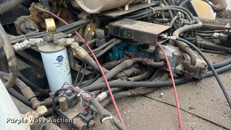 image for item ET4076 1995 Johnston V3000 SP sweeper