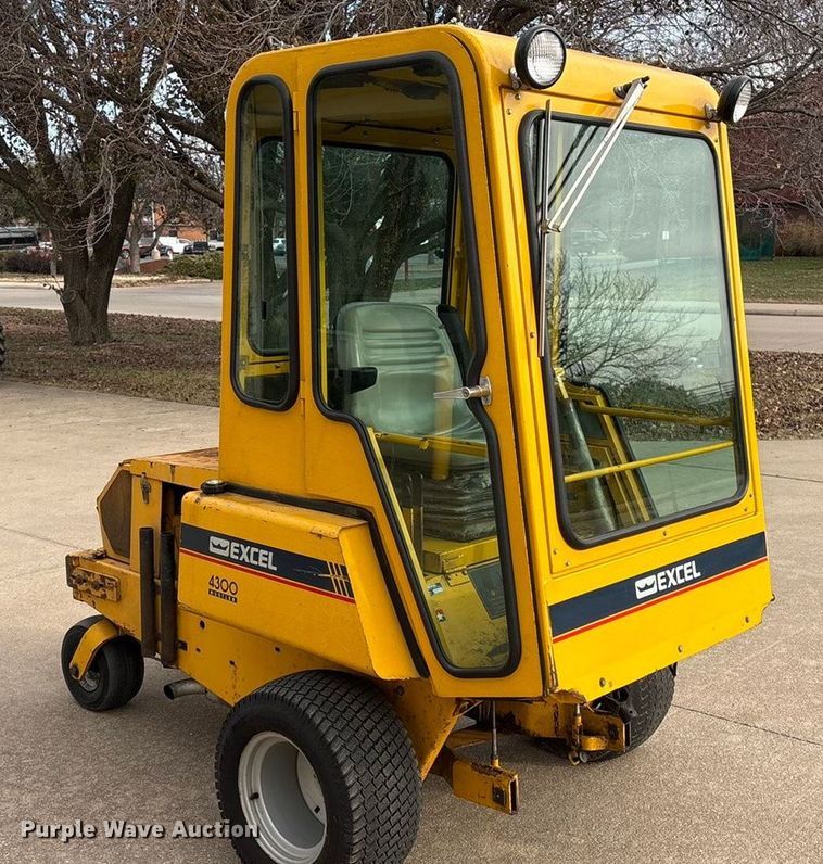 image for item ET4078 Excel 4300 Hustler lawn mower