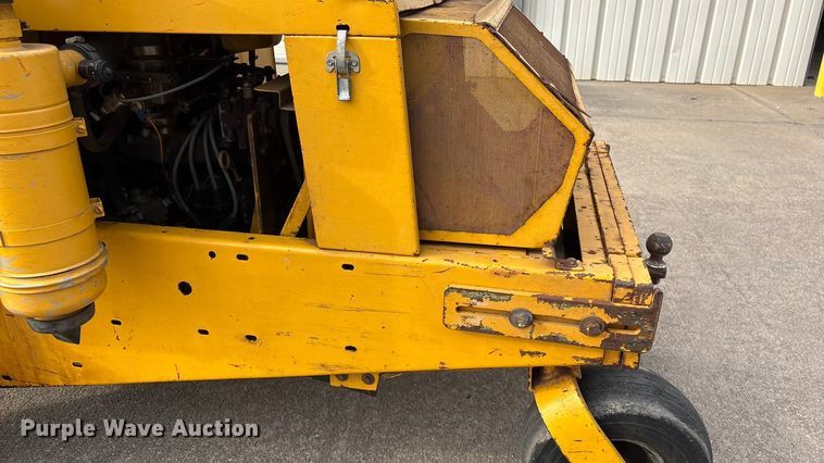 image for item ET4078 Excel 4300 Hustler lawn mower