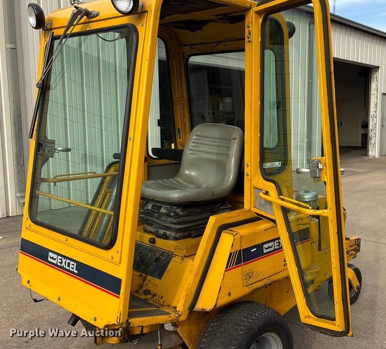 image for item ET4078 Excel 4300 Hustler lawn mower