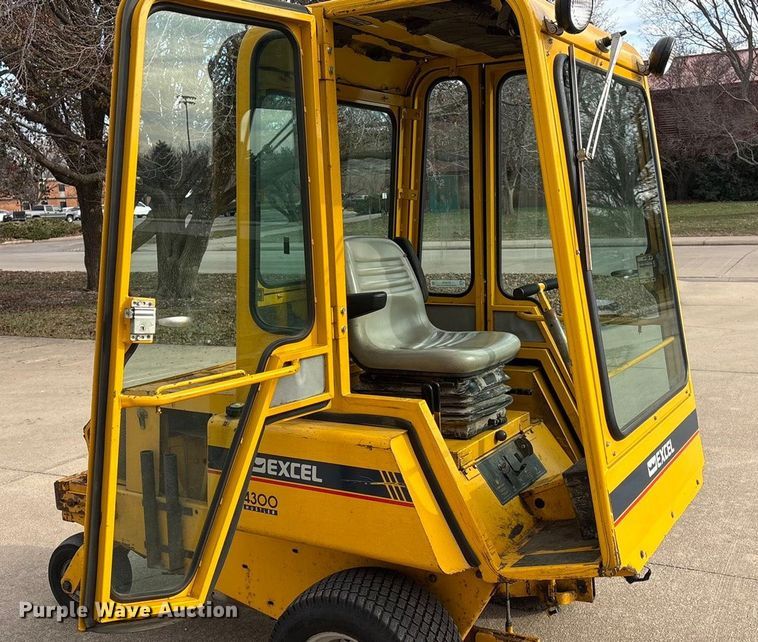 image for item ET4078 Excel 4300 Hustler lawn mower