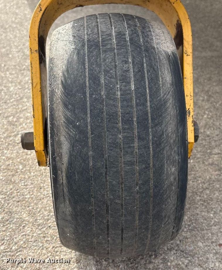 image for item ET4078 Excel 4300 Hustler lawn mower