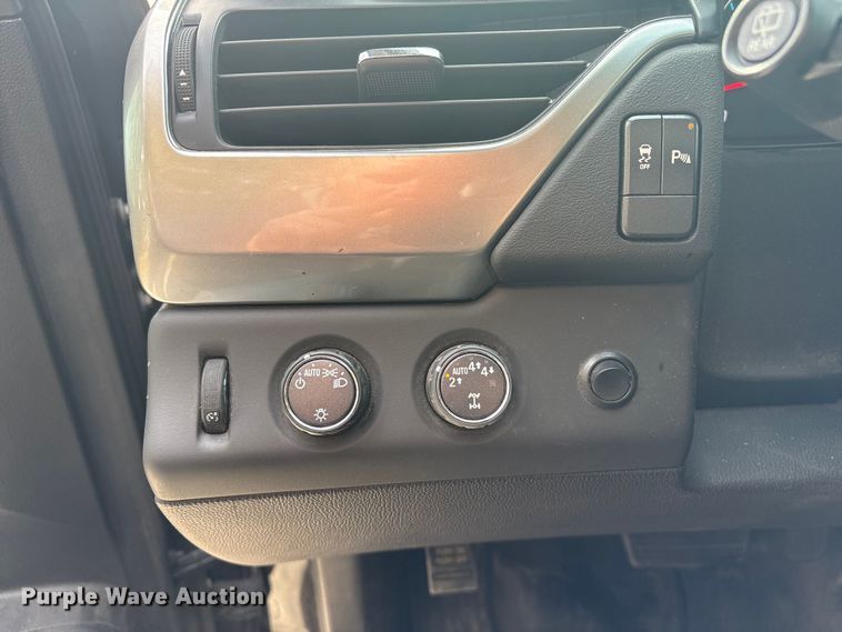 image for item ET4080 2019 Chevrolet Tahoe Police SUV