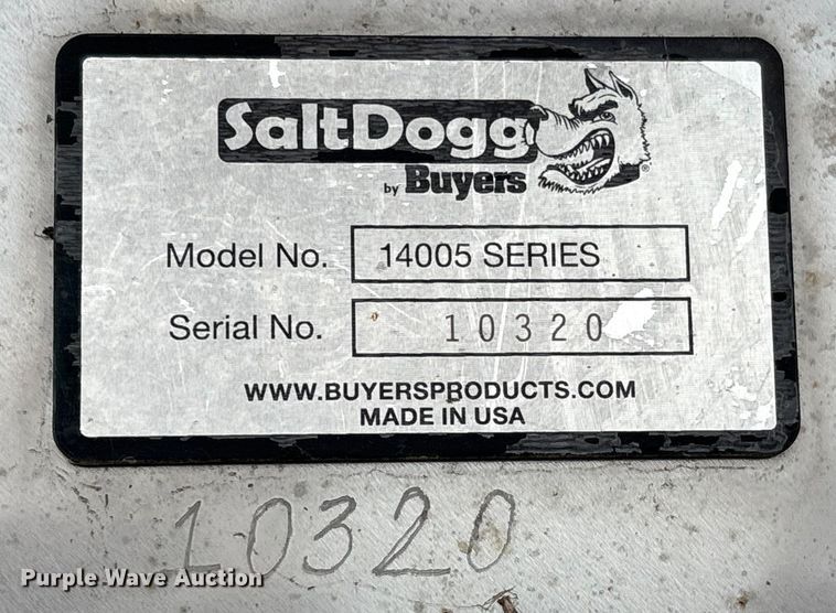 image for item ET4081 1992 Ford L8000 dump truck