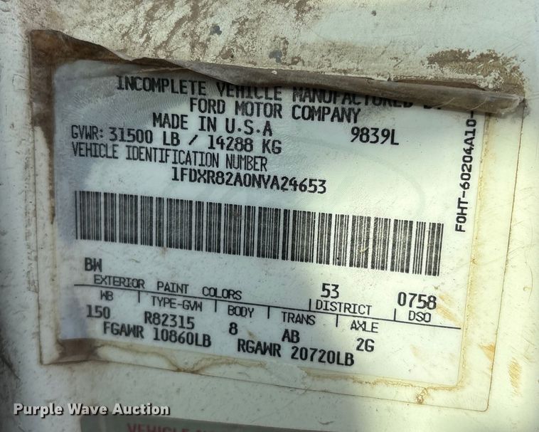 image for item ET4081 1992 Ford L8000 dump truck