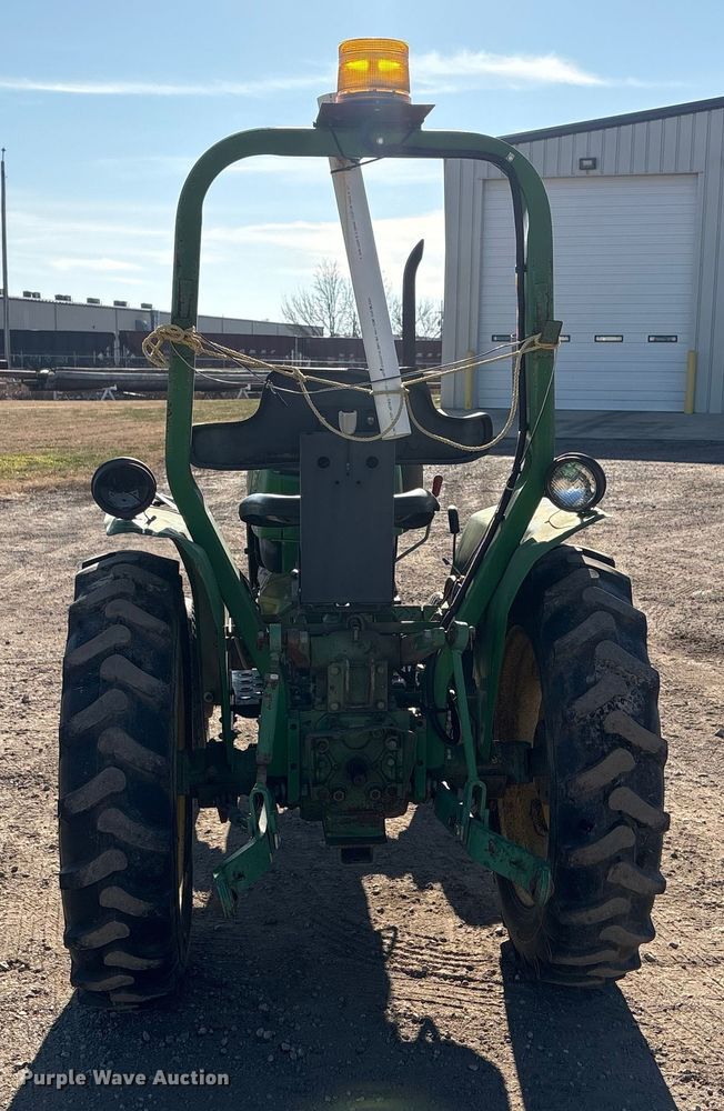 image for item ET4087 John Deere 750 MFWD tractor