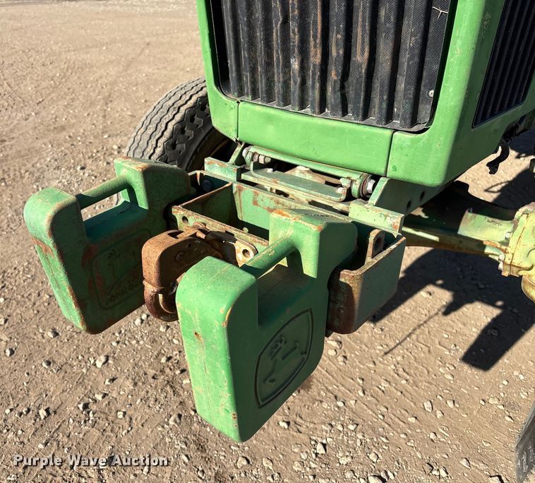 image for item ET4087 John Deere 750 MFWD tractor