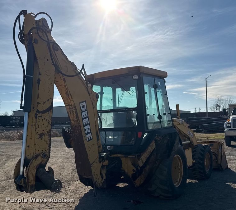 image for item ET4088 1998 John Deere 310SE tractor