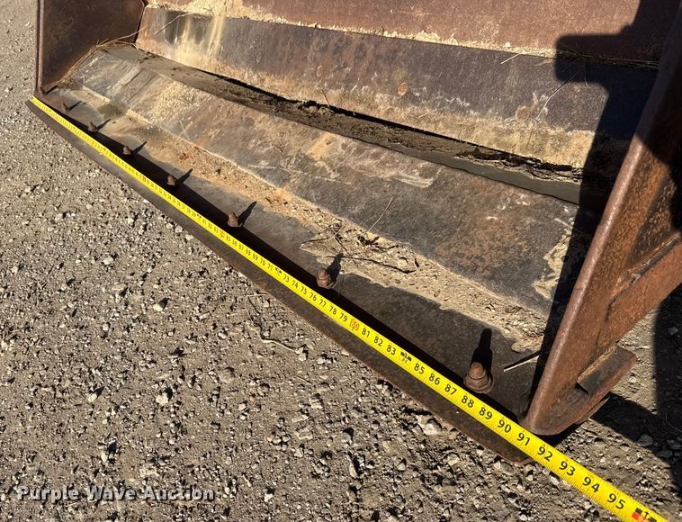 image for item ET4088 1998 John Deere 310SE tractor