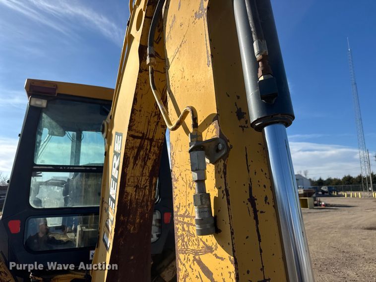 image for item ET4088 1998 John Deere 310SE tractor