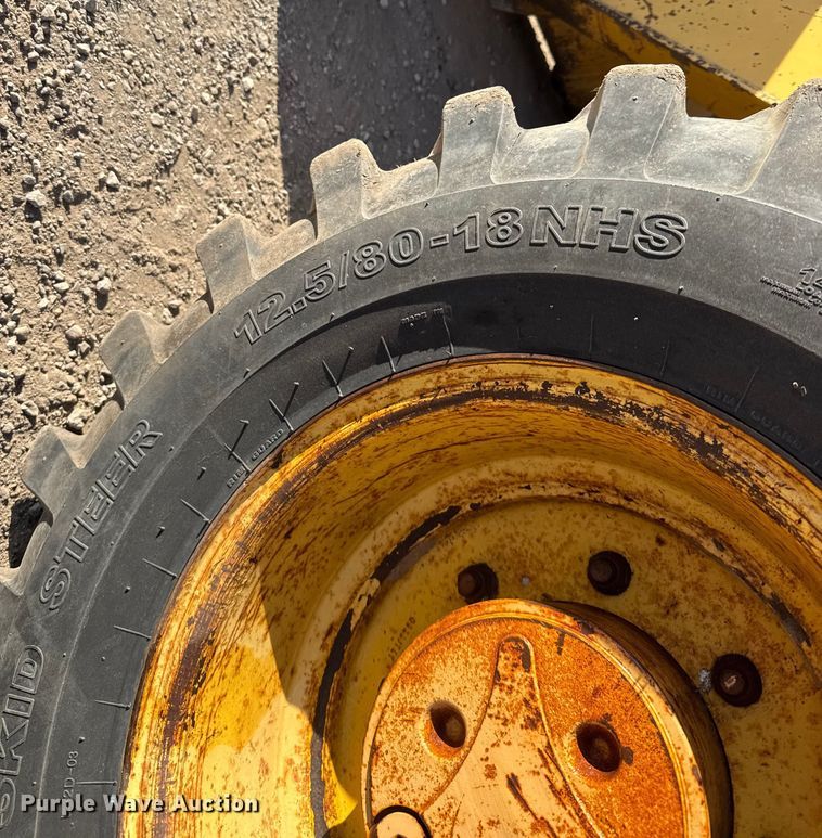 image for item ET4088 1998 John Deere 310SE tractor