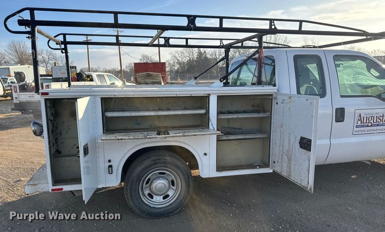 image for item ET4090 2013 Ford F350 Super Duty Ext. Cab utility bed pickup truck