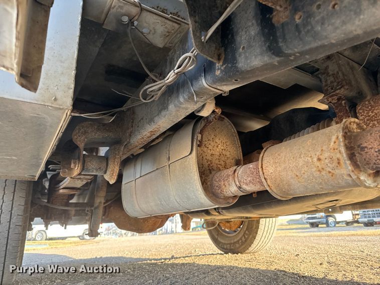 image for item ET4090 2013 Ford F350 Super Duty Ext. Cab utility bed pickup truck