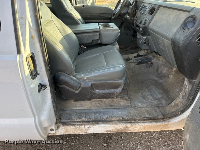 image for item ET4090 2013 Ford F350 Super Duty Ext. Cab utility bed pickup truck