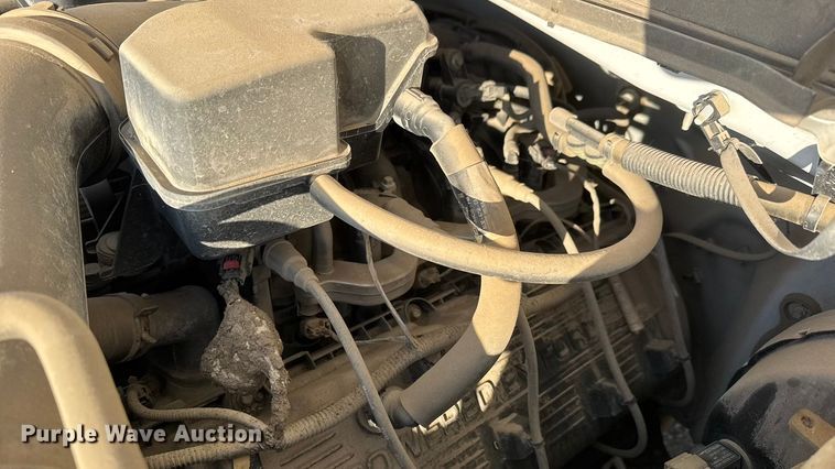 image for item ET4090 2013 Ford F350 Super Duty Ext. Cab utility bed pickup truck