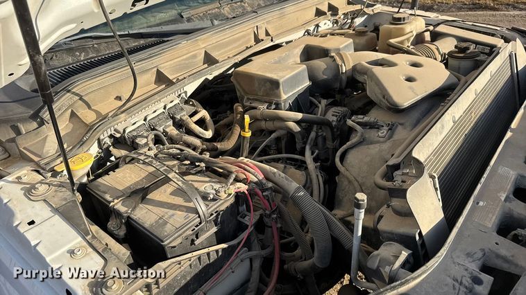 image for item ET4090 2013 Ford F350 Super Duty Ext. Cab utility bed pickup truck