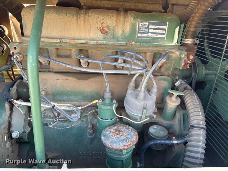 image for item ET4092 Sullivan 150 Sulliscrew air compressor