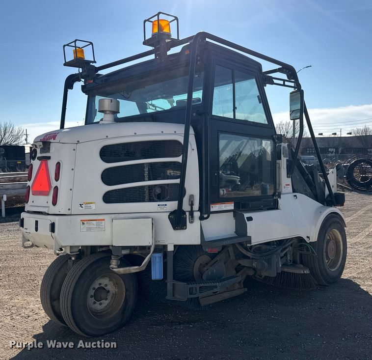 image for item ET4093 2009 Elgin Pelican Series NP street sweeper