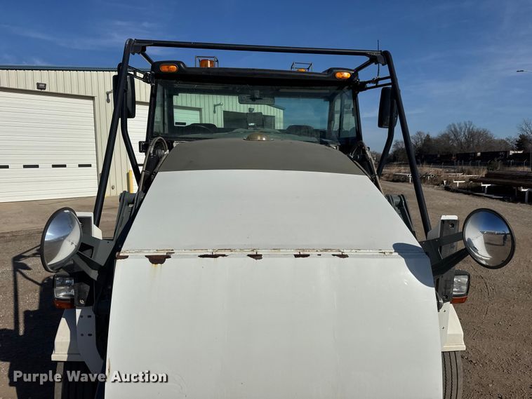 image for item ET4093 2009 Elgin Pelican Series NP street sweeper