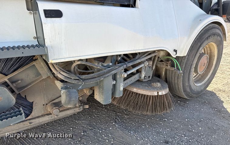 image for item ET4093 2009 Elgin Pelican Series NP street sweeper