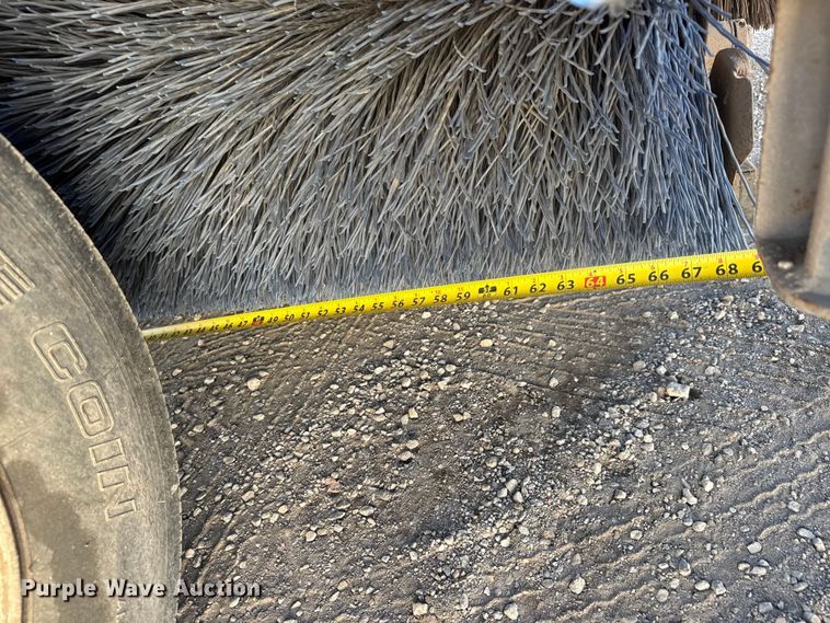 image for item ET4093 2009 Elgin Pelican Series NP street sweeper