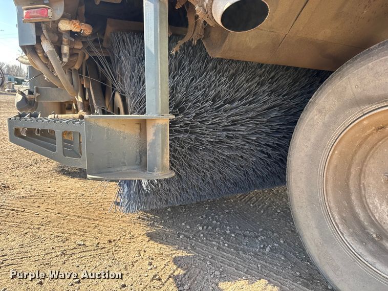 image for item ET4093 2009 Elgin Pelican Series NP street sweeper