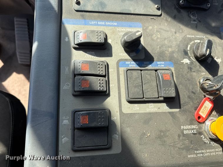 image for item ET4093 2009 Elgin Pelican Series NP street sweeper