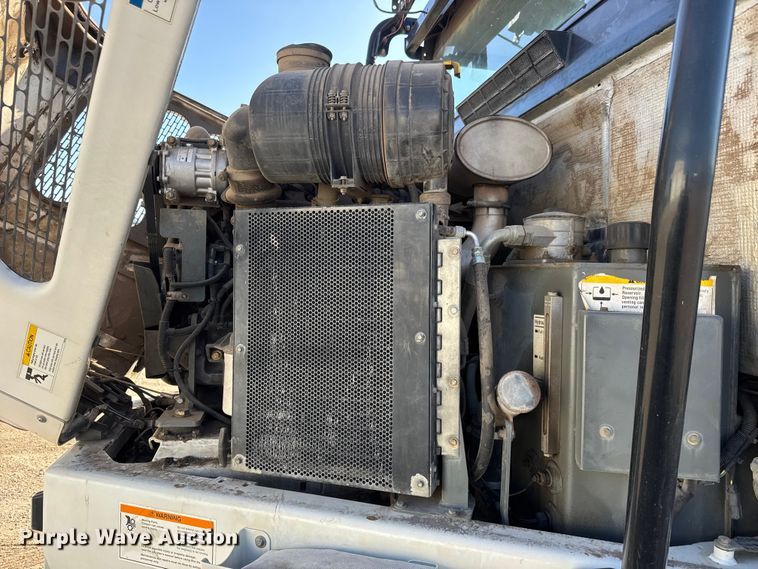 image for item ET4093 2009 Elgin Pelican Series NP street sweeper