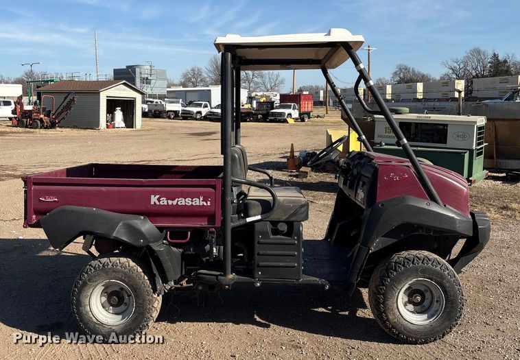 image for item ET4096 2011 Kawasaki Mule utility vehicle