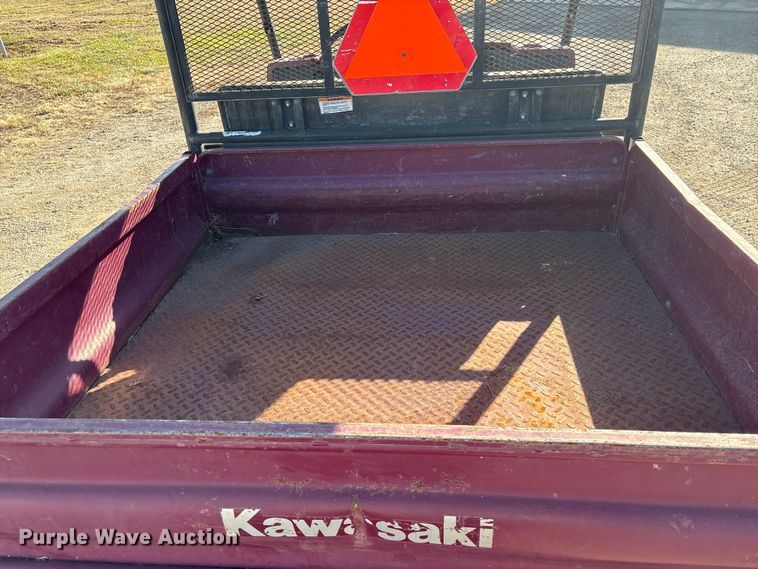 image for item ET4096 2011 Kawasaki Mule utility vehicle