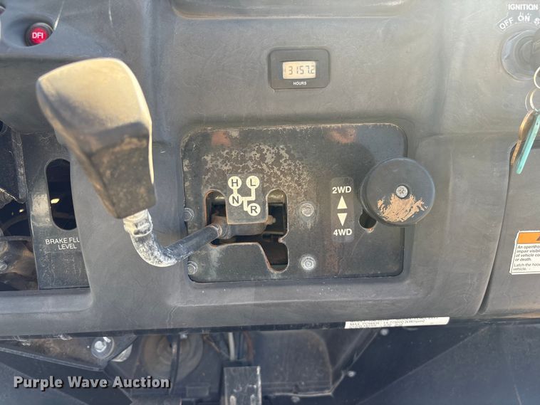 image for item ET4096 2011 Kawasaki Mule utility vehicle