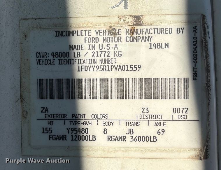 image for item ET4098 1993 Ford LTA9000 semi truck