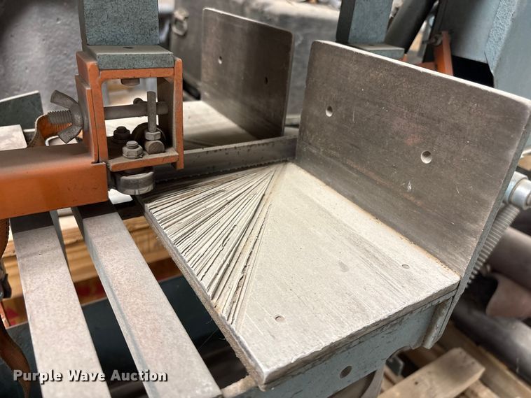 image for item ET4099 Ellis 1600 band saw