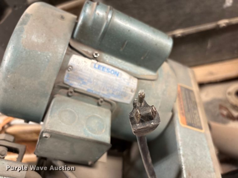 image for item ET4099 Ellis 1600 band saw