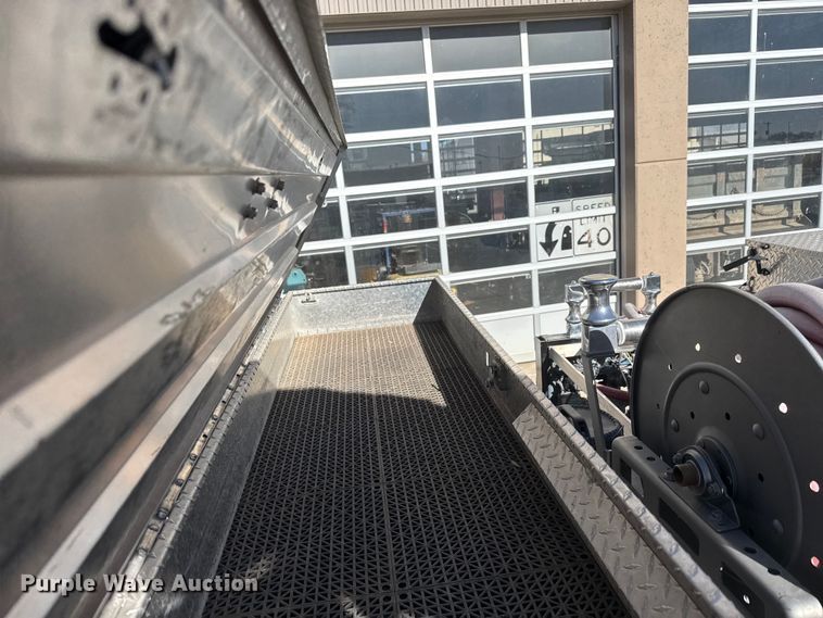 image for item ET4107 2010 Ford F550 crew cab pumper fire truck