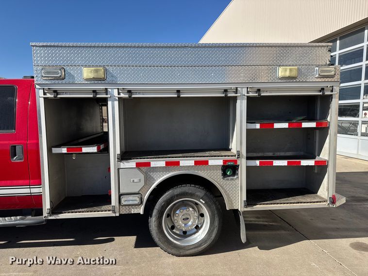image for item ET4107 2010 Ford F550 crew cab pumper fire truck