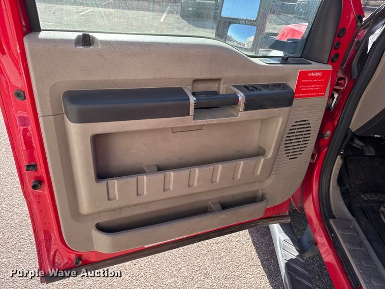 image for item ET4107 2010 Ford F550 crew cab pumper fire truck