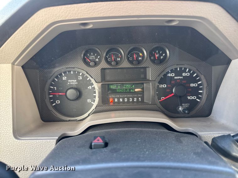 image for item ET4107 2010 Ford F550 crew cab pumper fire truck