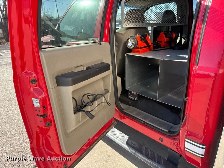 image for item ET4107 2010 Ford F550 crew cab pumper fire truck