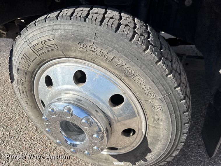 image for item ET4107 2010 Ford F550 crew cab pumper fire truck