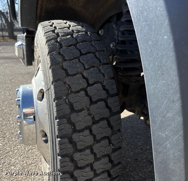 image for item ET4107 2010 Ford F550 crew cab pumper fire truck