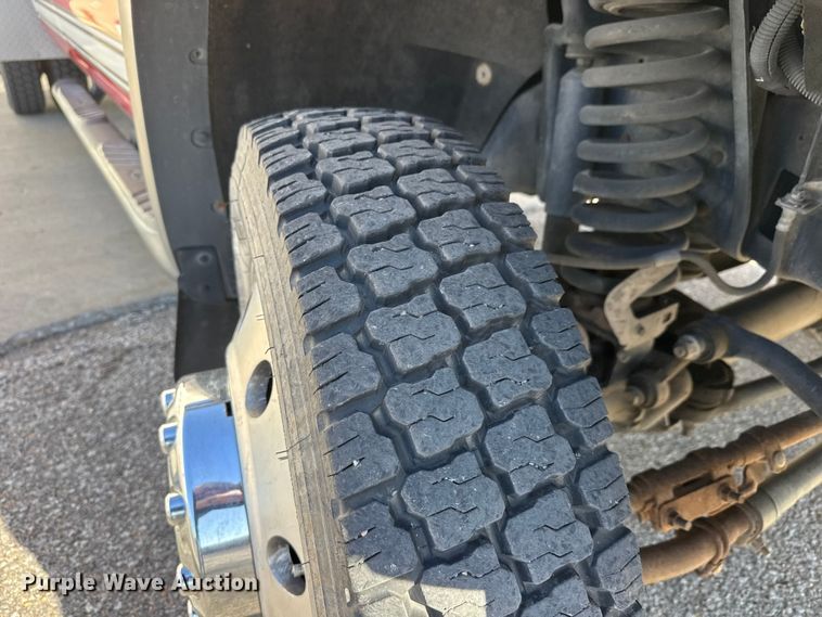 image for item ET4107 2010 Ford F550 crew cab pumper fire truck