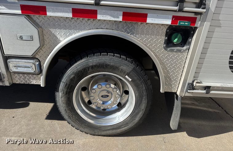 image for item ET4107 2010 Ford F550 crew cab pumper fire truck