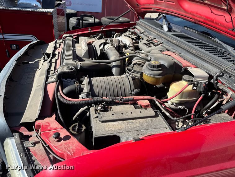 image for item ET4109 2007 Ford F550 Crew Cab flatbed pickup truck