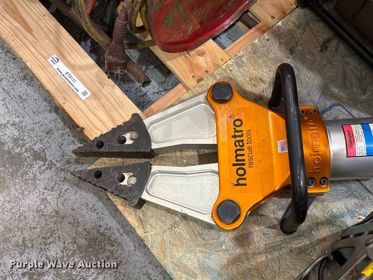 image for item ET4111 Jaws of life equipment