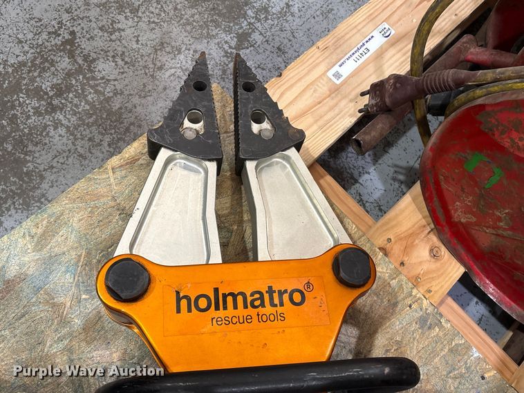 image for item ET4111 Jaws of life equipment