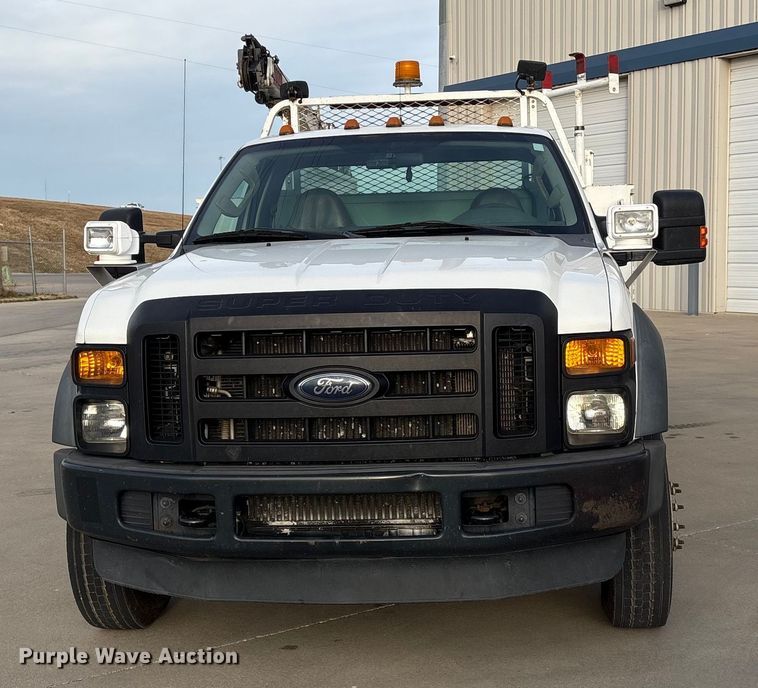 image for item ET4112 2008 Ford F550 utility / service truck